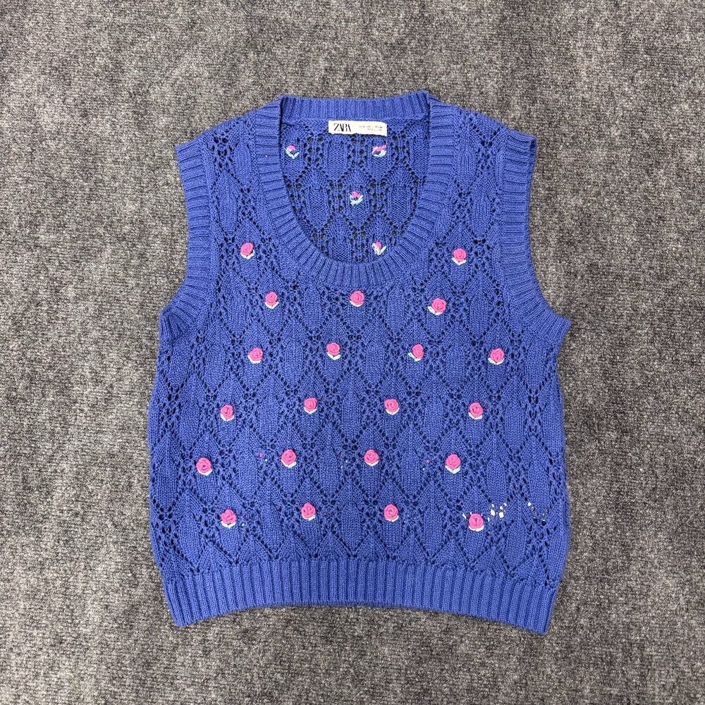 Zara Knit Sweater Vest Blue Floral Rose Embroidered Size L Coquette